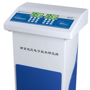 中醫定向透藥治療儀NPD-4AE型推車式